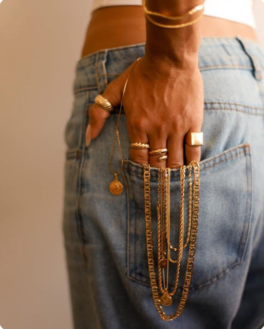 Les bijoux porte-bonheur : quelles pampilles choisir pour attirer les bonnes énergies ?